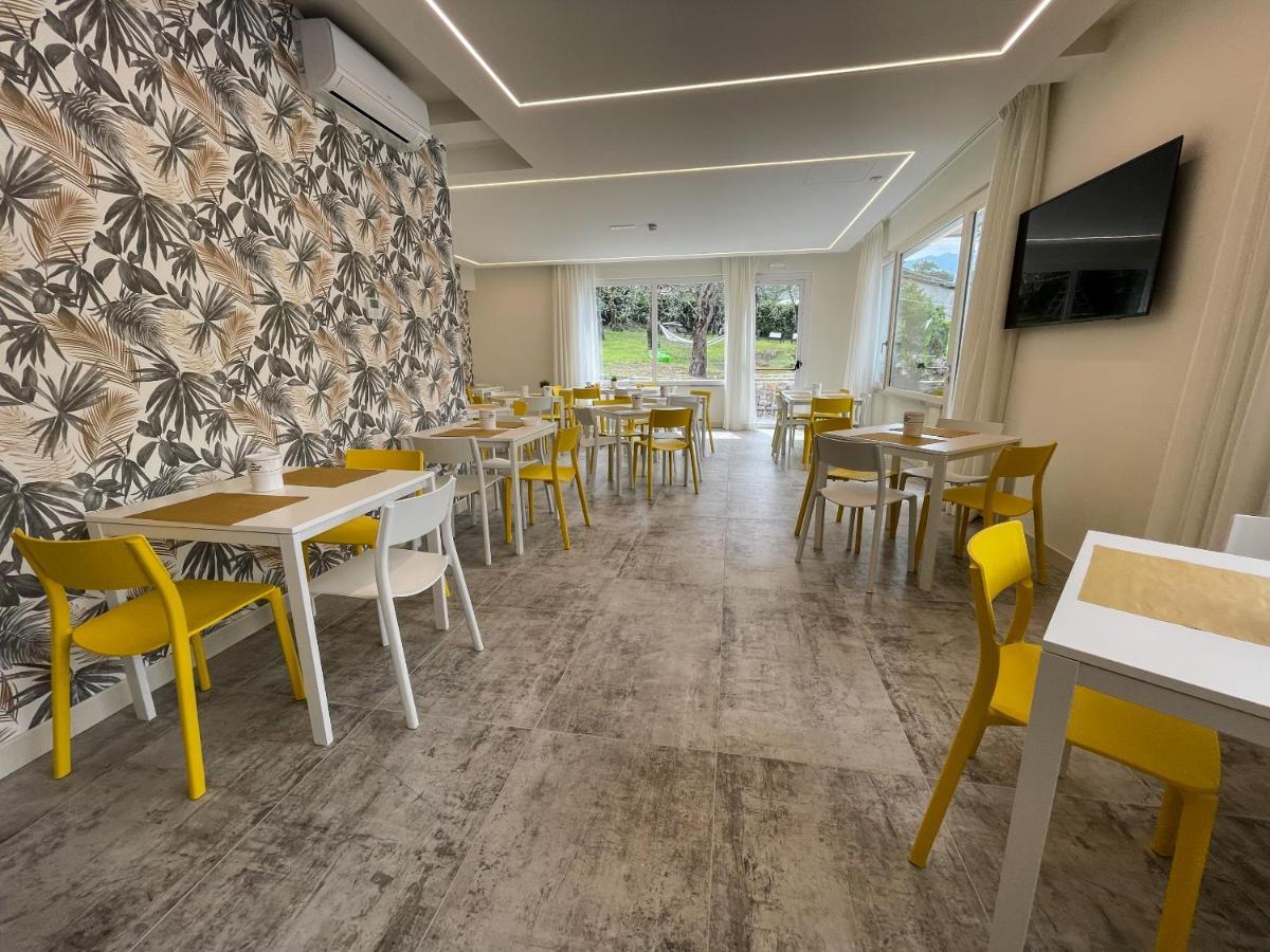 斯特拉阿尔宾娜酒店 马尔切西内 外观 照片